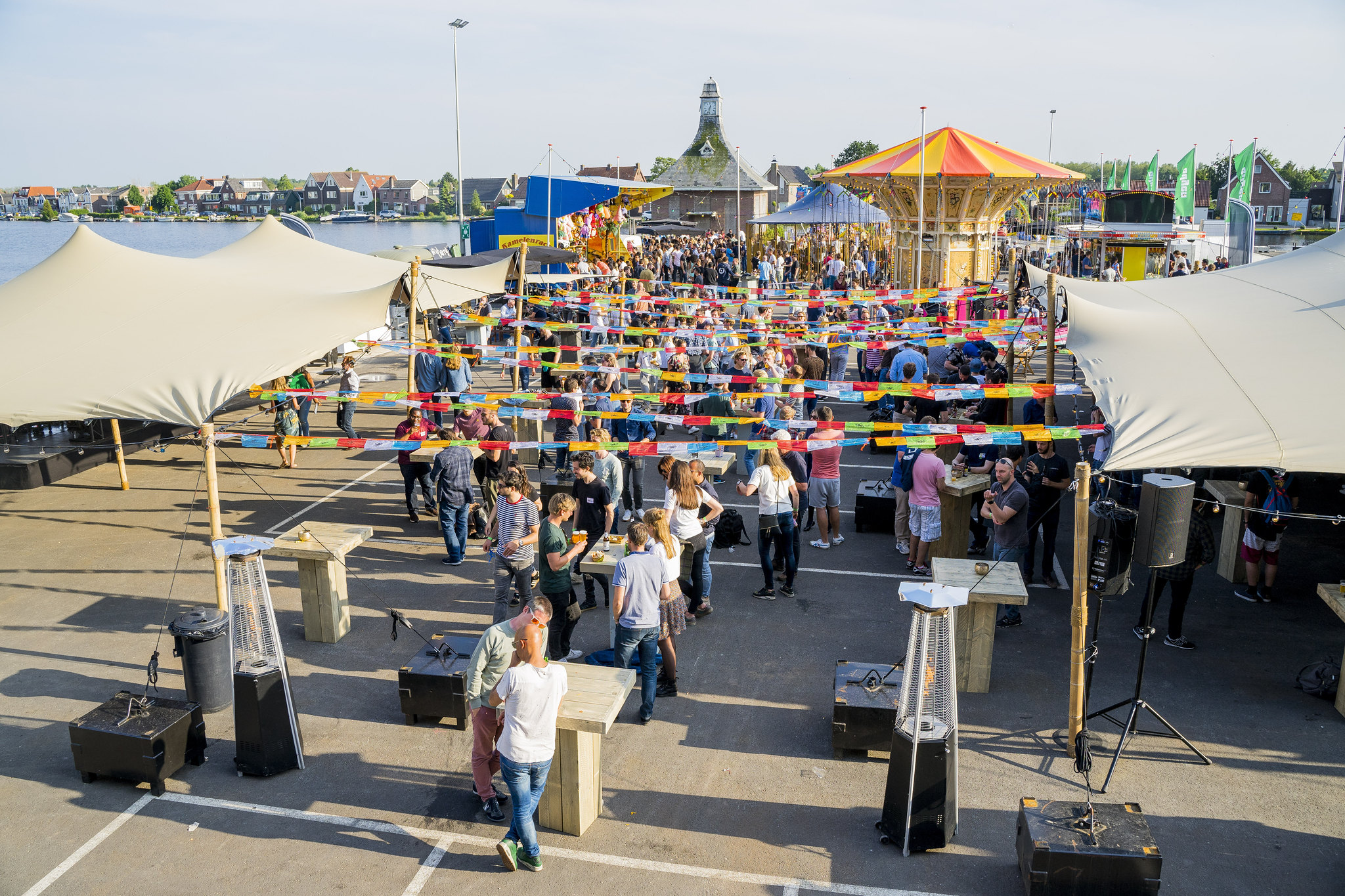Bedrijfsfeest, personeelsfeest